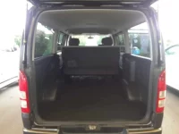 Toyota HIACE VAN лот № 30233 оценка 3.5  с аукциона в Японии 9