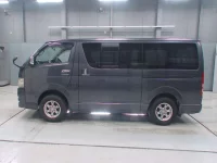 Toyota HIACE VAN лот № 30233 оценка 3.5  с аукциона в Японии 3