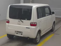 Honda THATS лот № 4061 оценка R  с аукциона в Японии 1