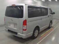 Toyota REGIUS ACE VAN лот № 30318 оценка 2  с аукциона в Японии 1