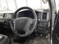 Toyota REGIUS ACE VAN лот № 30318 оценка 2  с аукциона в Японии 6