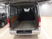 Toyota REGIUS ACE VAN лот № 30318 оценка 2  с аукциона в Японии 8