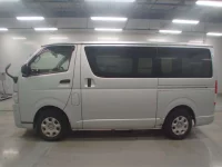 Toyota REGIUS ACE VAN лот № 30318 оценка 2  с аукциона в Японии 3