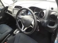 Honda FIT лот № 30239 оценка 4  с аукциона в Японии 6