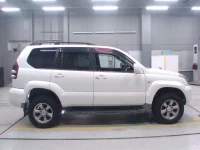 Toyota LAND CRUISER PRADO лот № 30243 оценка 3.5  с аукциона в Японии 2