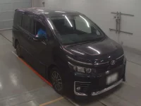 Toyota VOXY лот № 30325 оценка RA  с аукциона в Японии 4