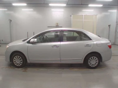 Toyota PREMIO  с аукциона в Японии