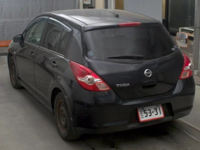 Nissan TIIDA