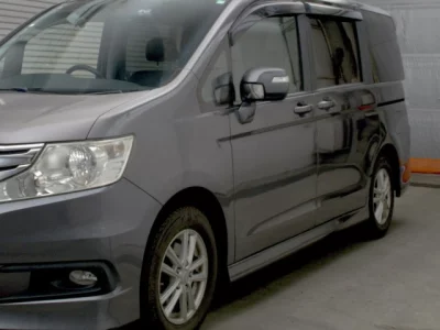 Honda STEP WAGON  с аукциона в Японии