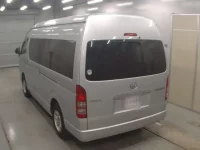 Toyota HIACE лот № 40096 оценка 3  с аукциона в Японии 5
