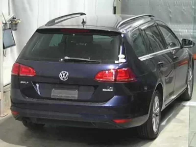 Volkswagen GOLF VARIANT