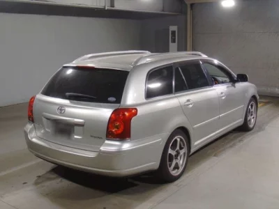 Toyota AVENSIS WAGON  с аукциона в Японии