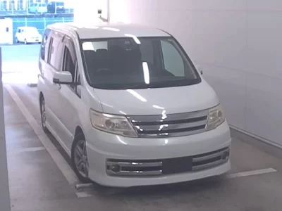 Nissan SERENA  с аукциона в Японии