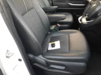 Toyota NOAH лот № 30257 оценка 4.5  с аукциона в Японии 7