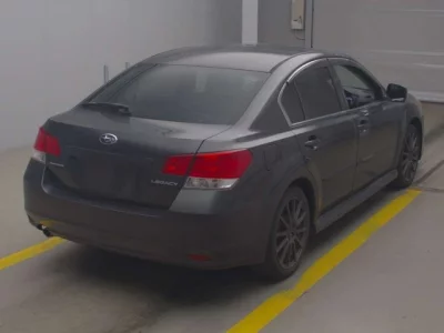Subaru LEGACY B4