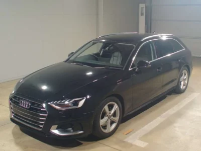 Audi A4  с аукциона в Японии