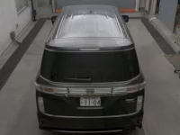 Nissan ELGRAND лот № 2068 оценка R  с аукциона в Японии 6