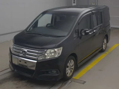 Honda STEP WAGON  с аукциона в Японии