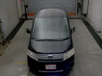 Honda STEP WAGON лот № 4048 оценка 4  с аукциона в Японии 4