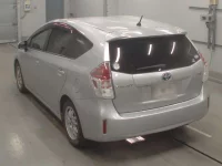 Toyota PRIUS ALPHA лот № 30341 оценка 4  с аукциона в Японии 5