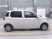 Toyota PASSO лот № 30261 оценка 4  с аукциона в Японии 2