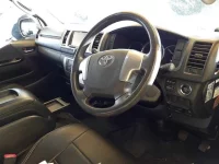 Toyota HIACE VAN лот № 30269 оценка 4  с аукциона в Японии 6
