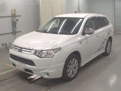 Mitsubishi OUTLANDER PHEV