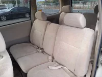 Toyota NOAH лот № 30276 оценка 4  с аукциона в Японии 9