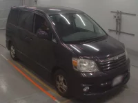 Toyota NOAH лот № 50007 оценка 3.5  с аукциона в Японии 4