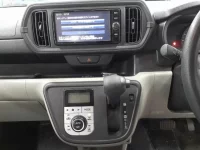 Toyota PASSO лот № 30365 оценка RA  с аукциона в Японии 8