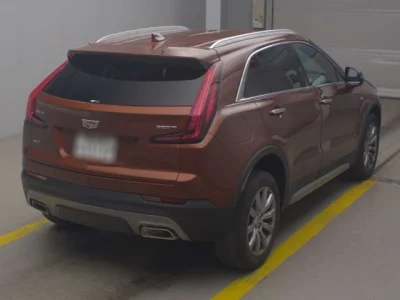 GM CADILLAC XT4  с аукциона в Японии
