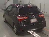 Toyota VITZ лот № 30374 оценка RA  с аукциона в Японии 5