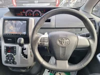 Toyota NOAH лот № 2085 оценка 3.5  с аукциона в Японии 10