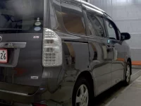 Toyota NOAH лот № 2085 оценка 3.5  с аукциона в Японии 4