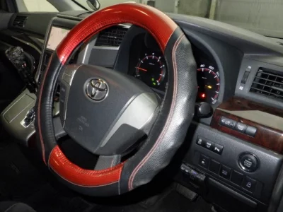 Toyota VELLFIRE  с аукциона в Японии