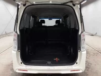 Honda STEP WAGON лот № 2042 оценка 3  с аукциона в Японии 10