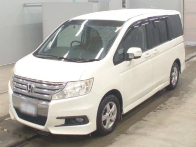 Honda STEP WAGON  с аукциона в Японии