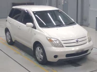 Toyota IST лот № 30306 оценка R  с аукциона в Японии 4