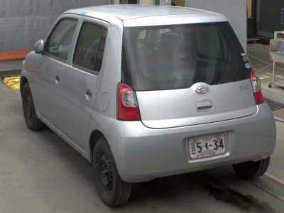 Daihatsu Esse