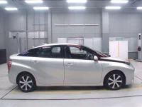 Toyota MIRAI лот № 30315 оценка 4.5  с аукциона в Японии 2