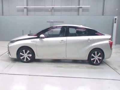 Toyota MIRAI  с аукциона в Японии