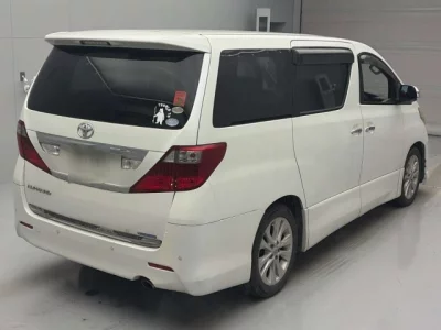Toyota ALPHARD  с аукциона в Японии
