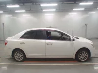 Toyota PREMIO лот № 30401 оценка 4  с аукциона в Японии 2