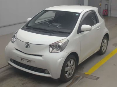 Toyota IQ  с аукциона в Японии