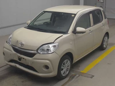 Toyota PASSO  с аукциона в Японии