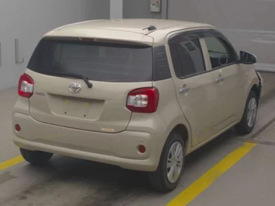 Toyota PASSO  с аукциона в Японии