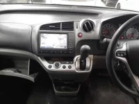 Honda STREAM лот № 50094 оценка 4  с аукциона в Японии 8