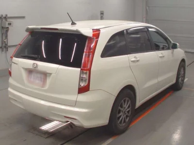 Honda STREAM  с аукциона в Японии