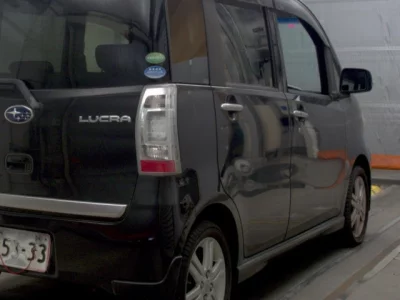 Subaru LUCRA
