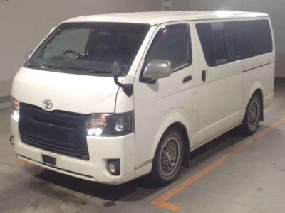 Toyota HIACE VAN  с аукциона в Японии